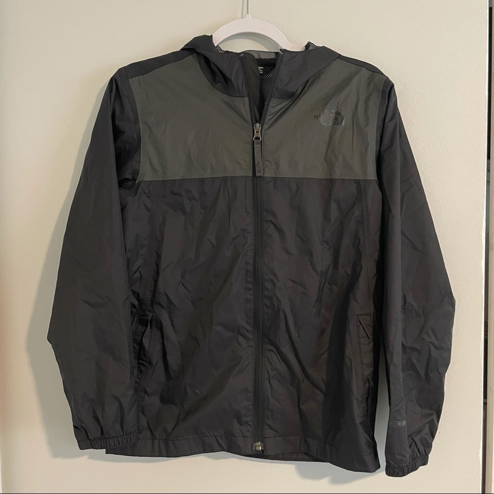 The North Face Boys Matte black Large Rain Jacket